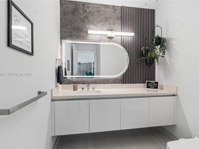 16773 S Botaniko Dr S, Weston FL 33326