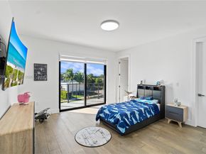 16773 S Botaniko Dr S, Weston FL 33326