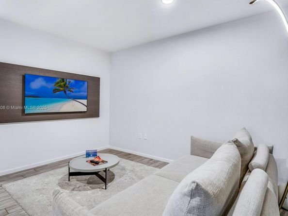 398 NE 5th Street 1515, Miami FL 33132