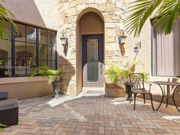 10325 Medicis Place, Wellington FL 33449