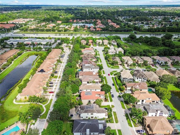 10325 Medicis Place, Wellington FL 33449