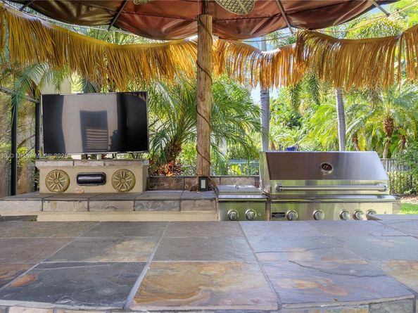 10325 Medicis Place, Wellington FL 33449