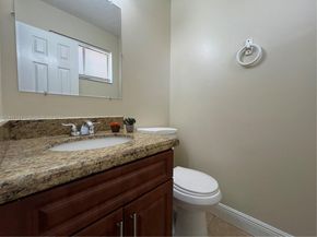 8016 NW 29th St, Sunrise FL 33322