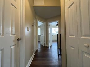 8016 NW 29th St, Sunrise FL 33322