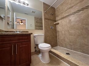 8016 NW 29th St, Sunrise FL 33322