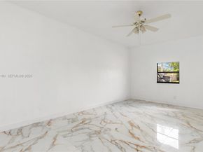 7906 NW 74th Ave, Tamarac FL 33321