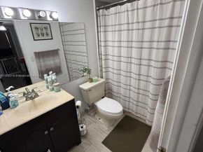 575 W Park Dr 202, Miami FL 33172