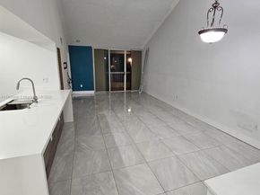 4651 NW 97th Ct 33, Doral FL 33178