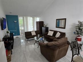 4651 NW 97th Ct 33, Doral FL 33178