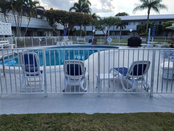 2170 NE 51st Ct C3, Fort Lauderdale FL 33308