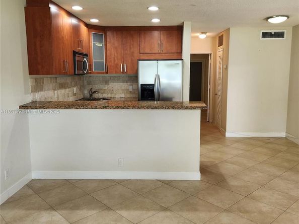 2170 NE 51st Ct C3, Fort Lauderdale FL 33308