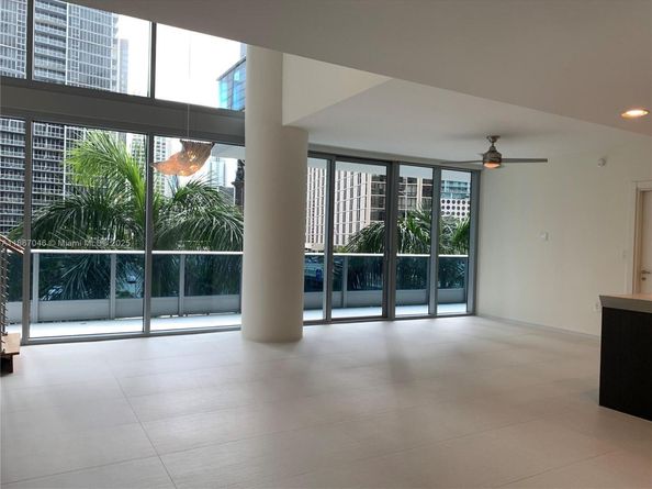 200 Biscayne Boulevard Way 304, Miami FL 33131