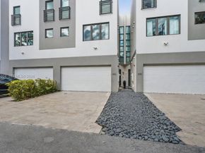 606 NE 14th Ave, Fort Lauderdale FL 33304