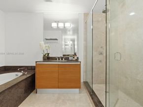 606 NE 14th Ave, Fort Lauderdale FL 33304