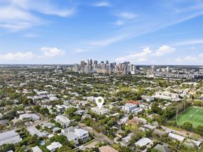 606 NE 14th Ave, Fort Lauderdale FL 33304