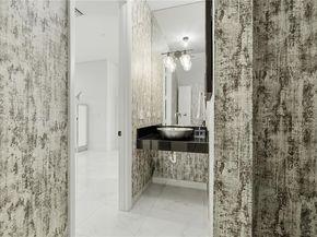 606 NE 14th Ave, Fort Lauderdale FL 33304