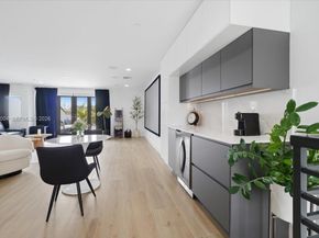 606 NE 14th Ave, Fort Lauderdale FL 33304