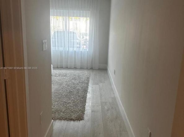 2505 NE 193rd St 4114, Miami FL 33180
