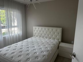 2505 NE 193rd St 4114, Miami FL 33180