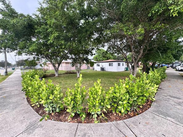 17331 SW 103rd Ave, Miami FL 33157