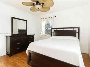 380 NW 133rd St, North Miami FL 33168