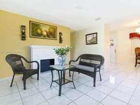 380 NW 133rd St, North Miami FL 33168