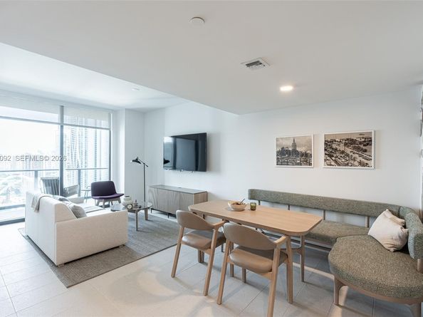 601 NE 1st ave 3109, Miami FL 33132