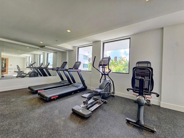2829 Indian Creek Dr 605, Miami Beach FL 33140