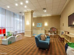 19707 Turnberry Way 14F, Aventura FL 33180