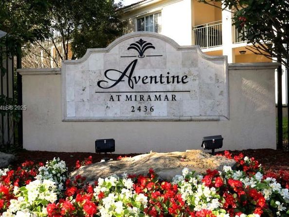 2508 Centergate Dr 103, Miramar FL 33025