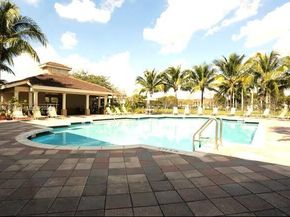 2508 Centergate Dr 103, Miramar FL 33025