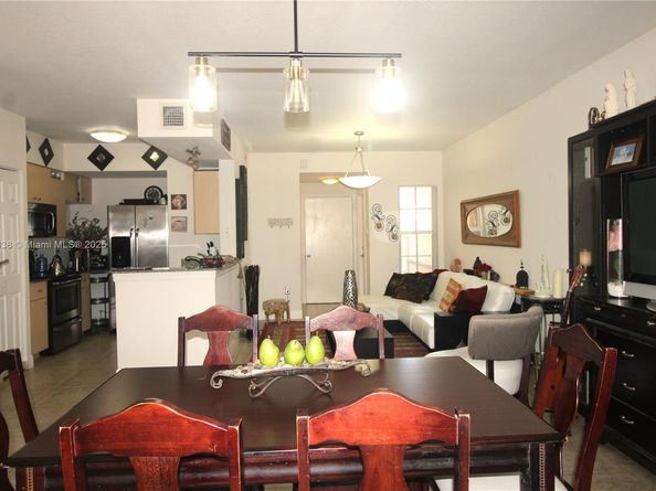 2508 Centergate Dr 103, Miramar FL 33025