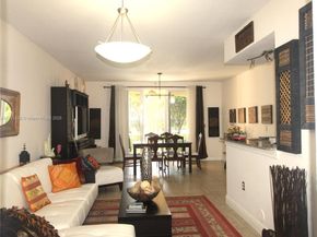 2508 Centergate Dr 103, Miramar FL 33025