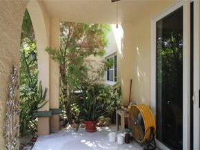 2508 Centergate Dr 103, Miramar FL 33025