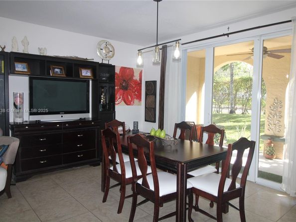 2508 Centergate Dr 103, Miramar FL 33025