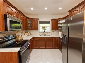 795 NE 146th St, North Miami FL 33161