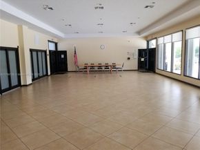 3401 N Country Club Dr 402, Aventura FL 33180