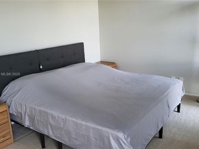 3401 N Country Club Dr 402, Aventura FL 33180