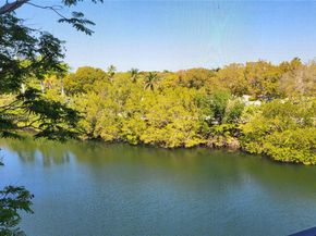 3401 N Country Club Dr 402, Aventura FL 33180