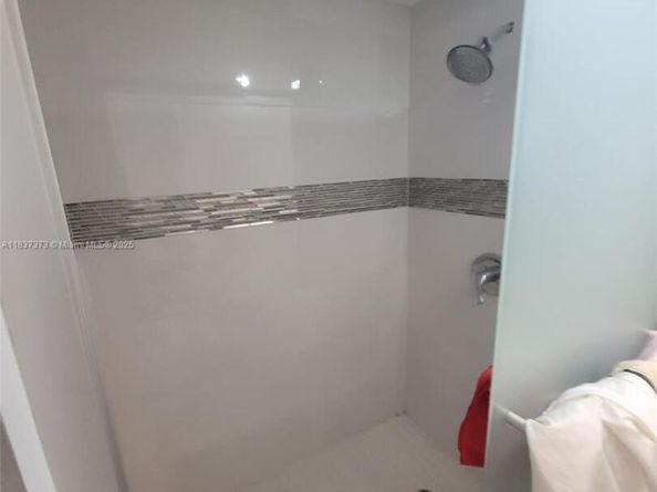 7135 Collins Ave 1035, Miami Beach FL 33141