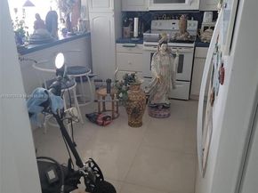 7135 Collins Ave 1035, Miami Beach FL 33141