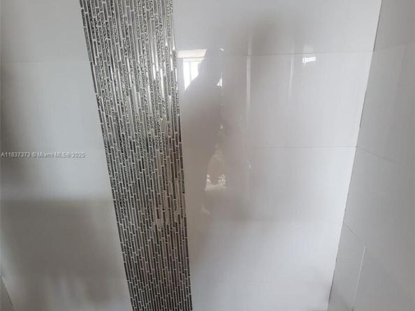 7135 Collins Ave 1035, Miami Beach FL 33141