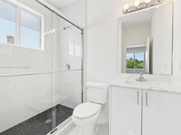 22451 SW 125 Ave, Miami FL 33170