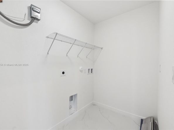 22451 SW 125 Ave, Miami FL 33170