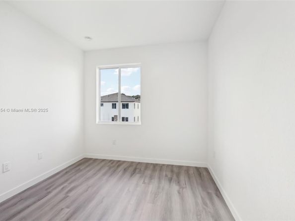 22451 SW 125 Ave, Miami FL 33170