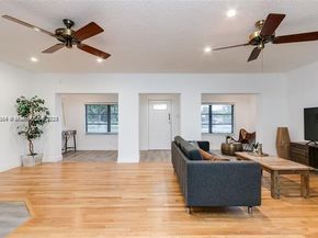 138-140 NE 13th Ave, Pompano Beach FL 33060