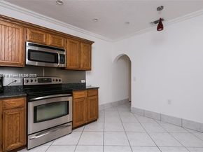 138-140 NE 13th Ave, Pompano Beach FL 33060