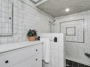 138-140 NE 13th Ave, Pompano Beach FL 33060