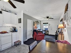 138-140 NE 13th Ave, Pompano Beach FL 33060