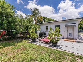 138-140 NE 13th Ave, Pompano Beach FL 33060